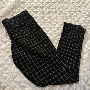Women’s size 10 plaid skinny leg pants